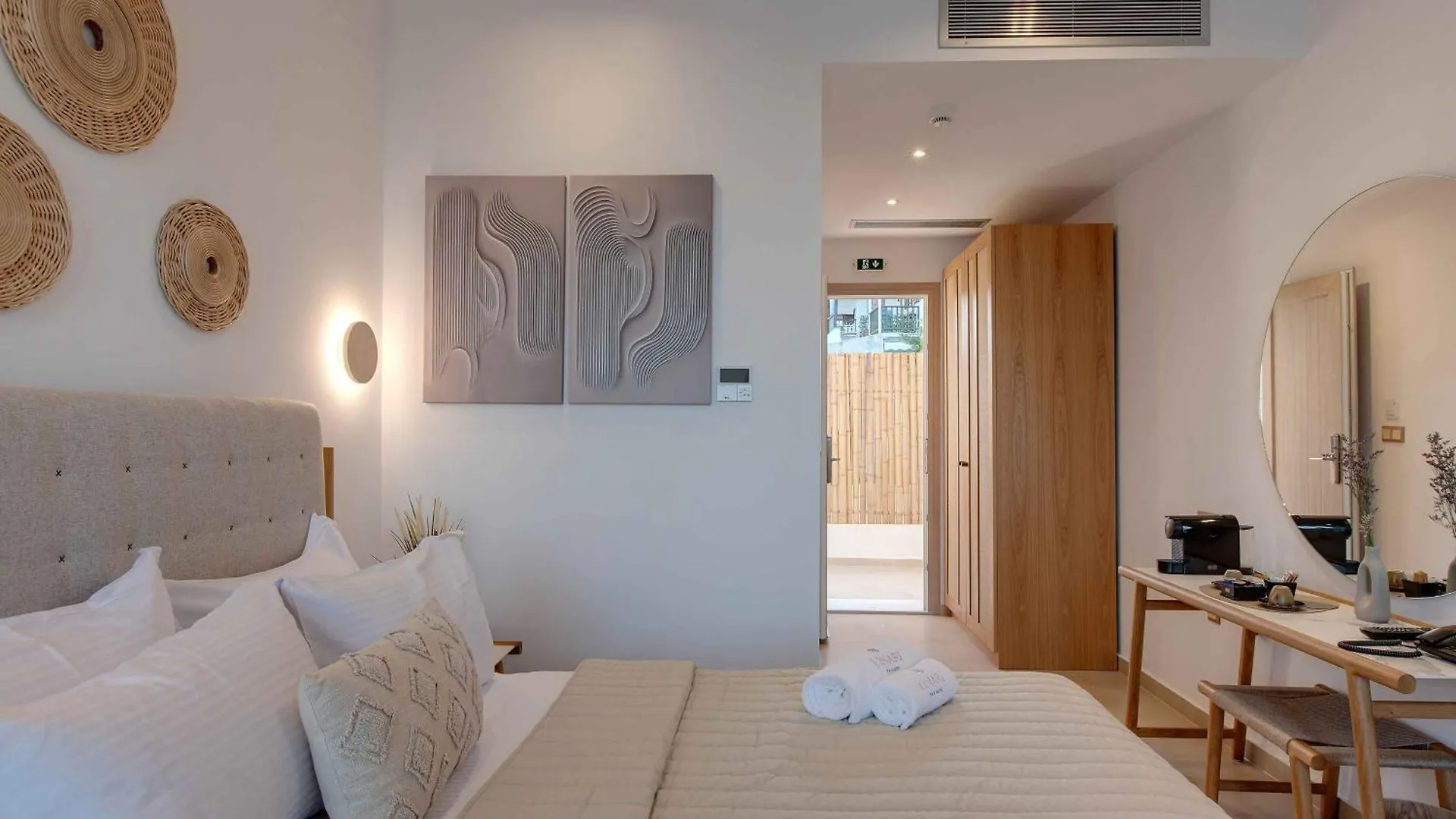 Linari Sea & Suites Ormos Panagias