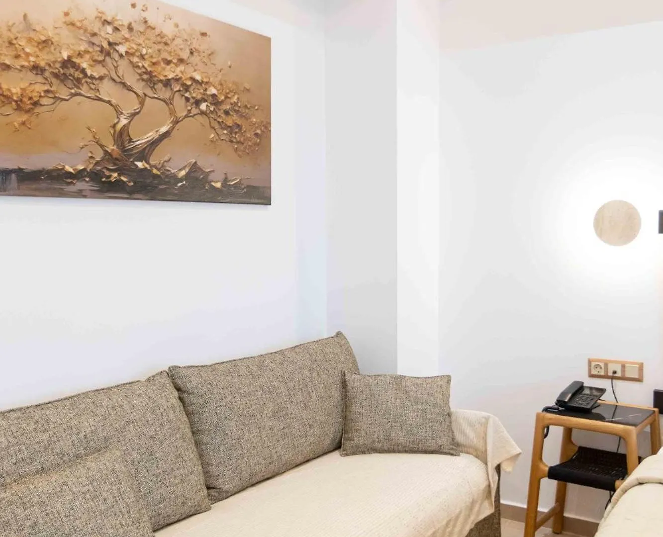 Linari Sea & Suites Ormos Panagias Grækenland
