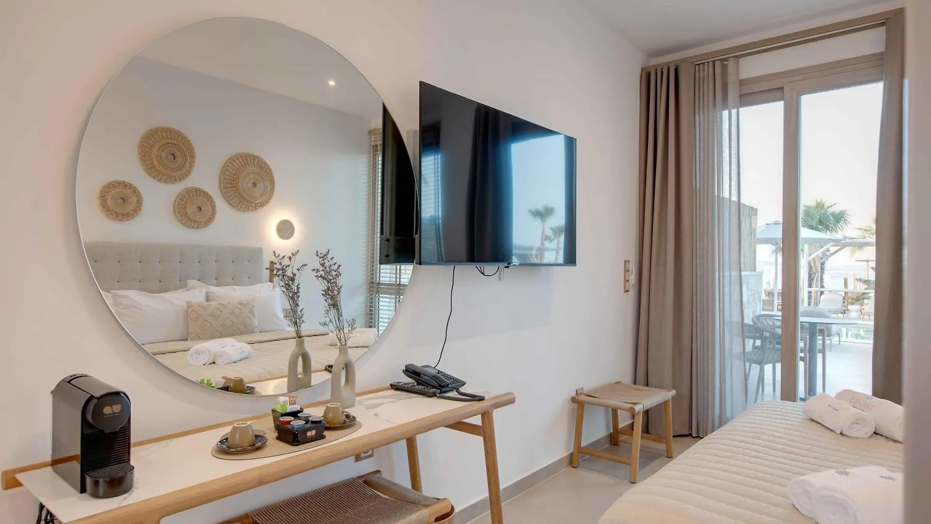 Linari Sea & Suites Ormos Panagias 0*,  Grækenland
