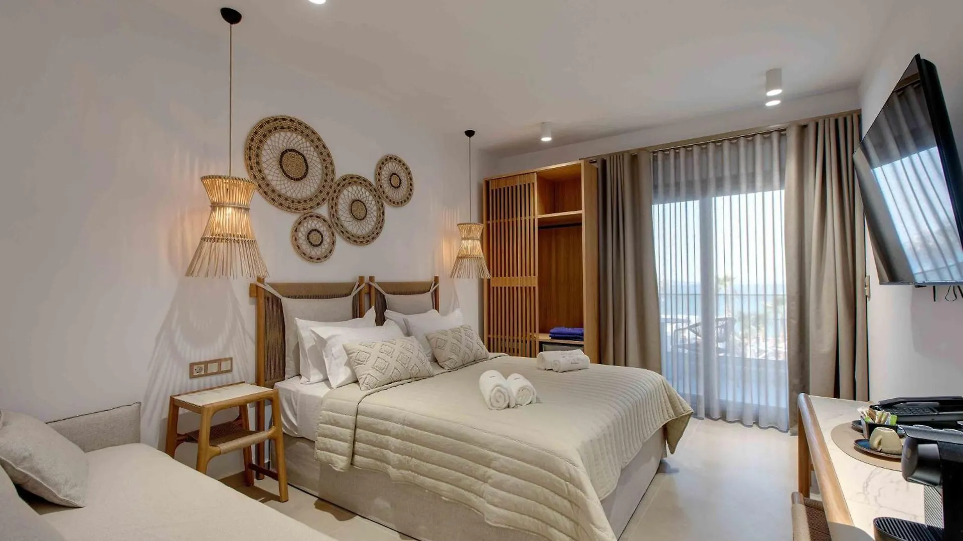 Hotel Linari Sea & Suites Ormos Panagias Grækenland