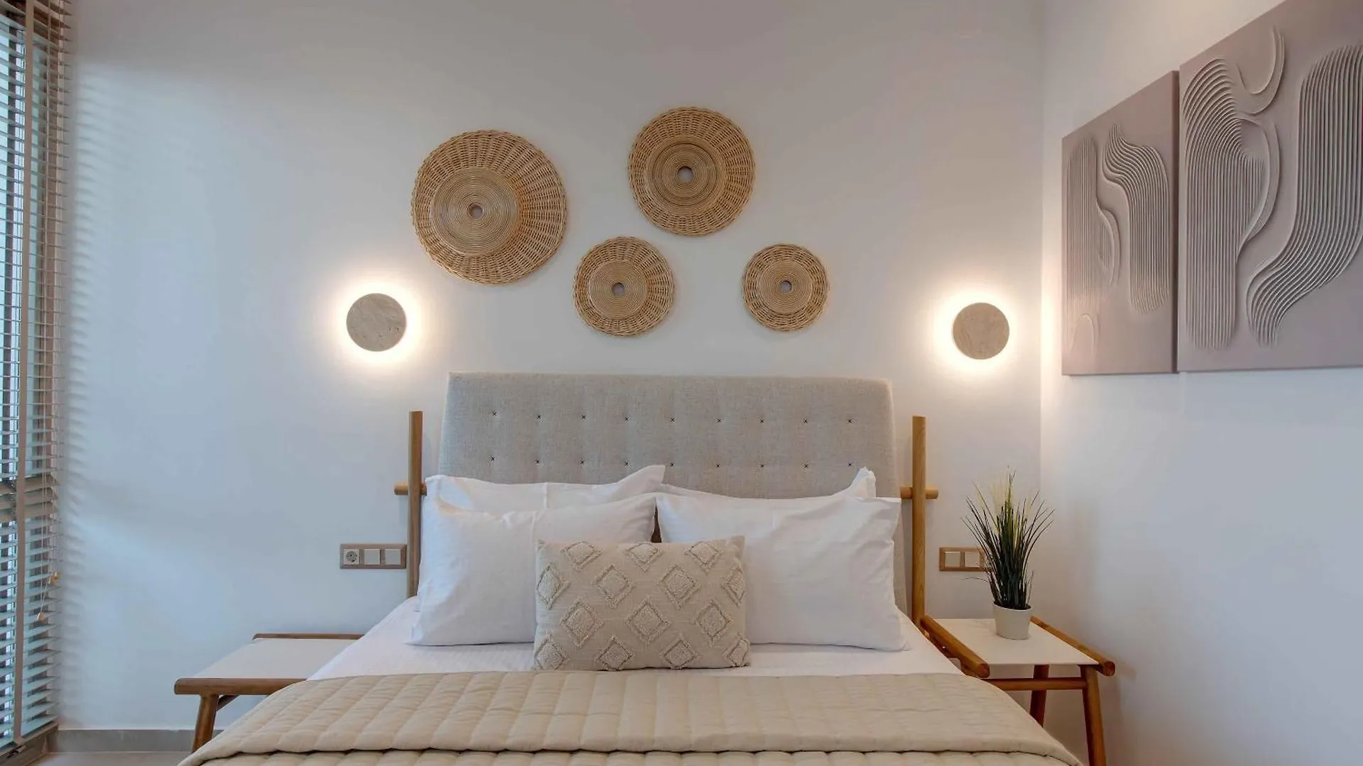 Linari Sea & Suites Ormos Panagias Hotel