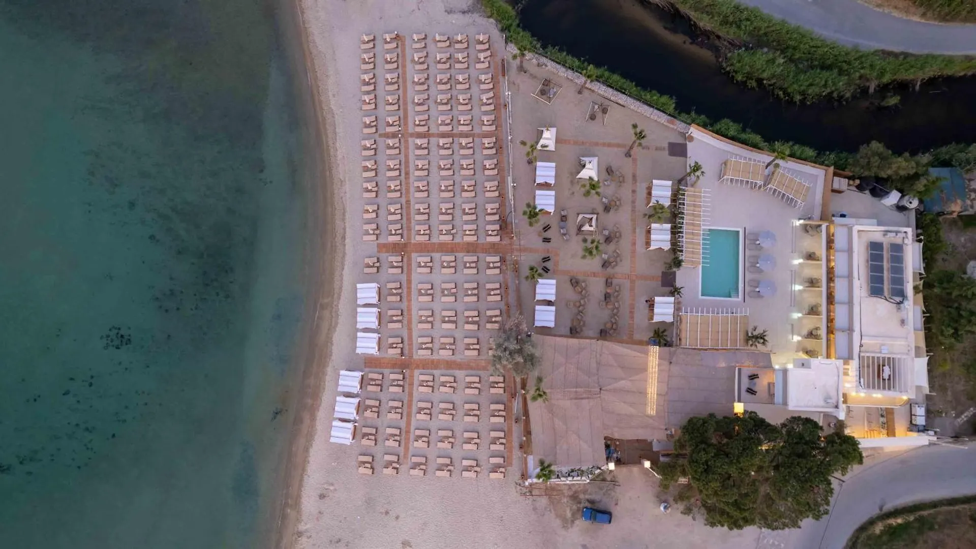 Linari Sea & Suites Ormos Panagias Hotel