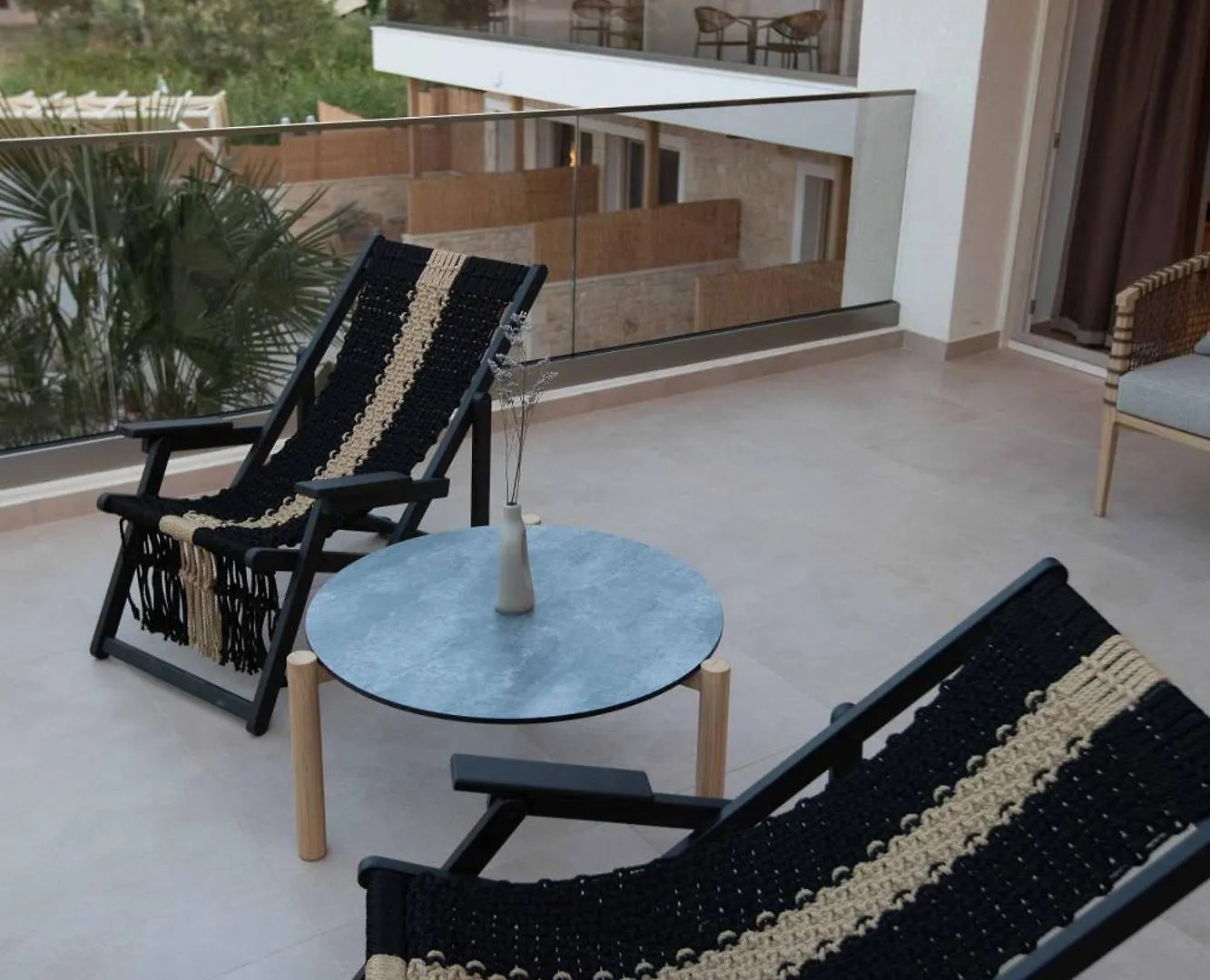 Linari Sea & Suites Ormos Panagias Hotel